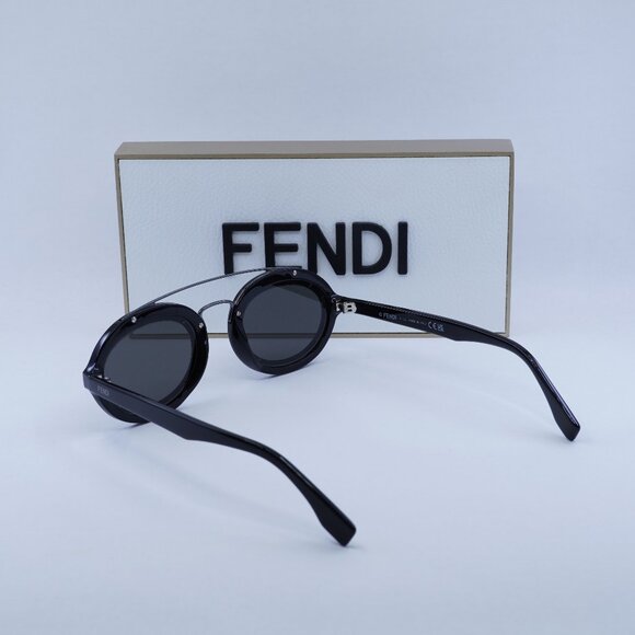Final Price! Fendi FE40094I 01A Black Smoke Sunglasses - Picture 10 of 10